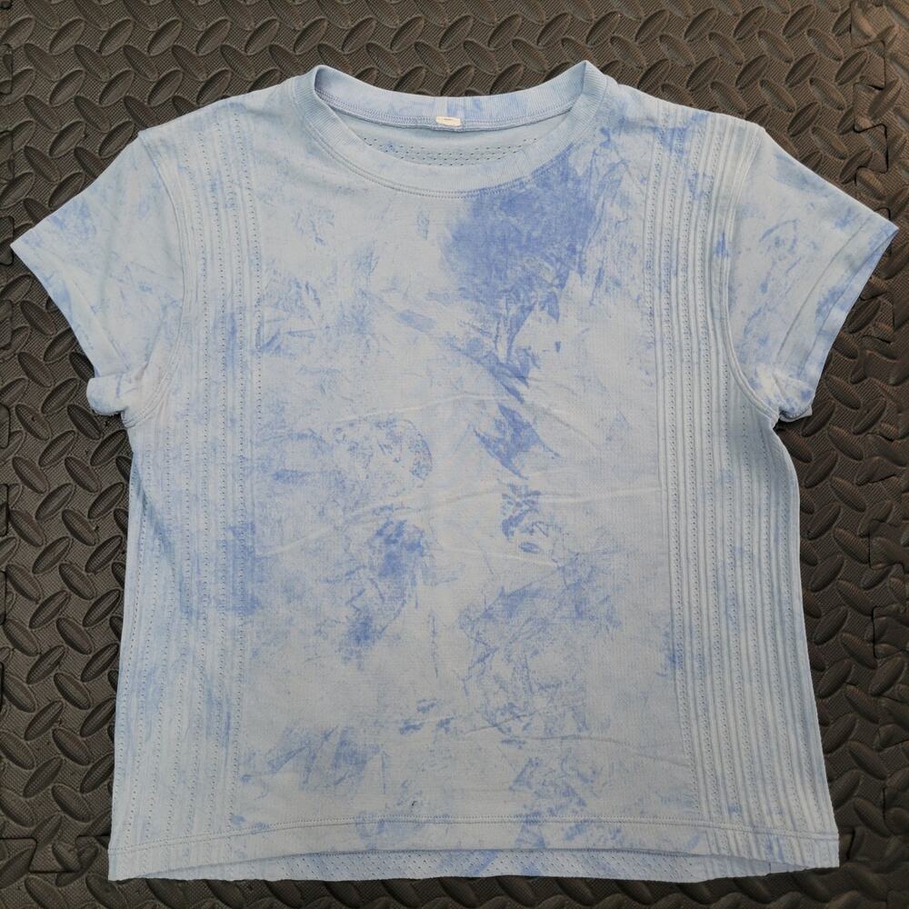 Lululemon Train to Be Crop Top Blue Tie Dye Short Sleeve Running Yoga Shirt 4